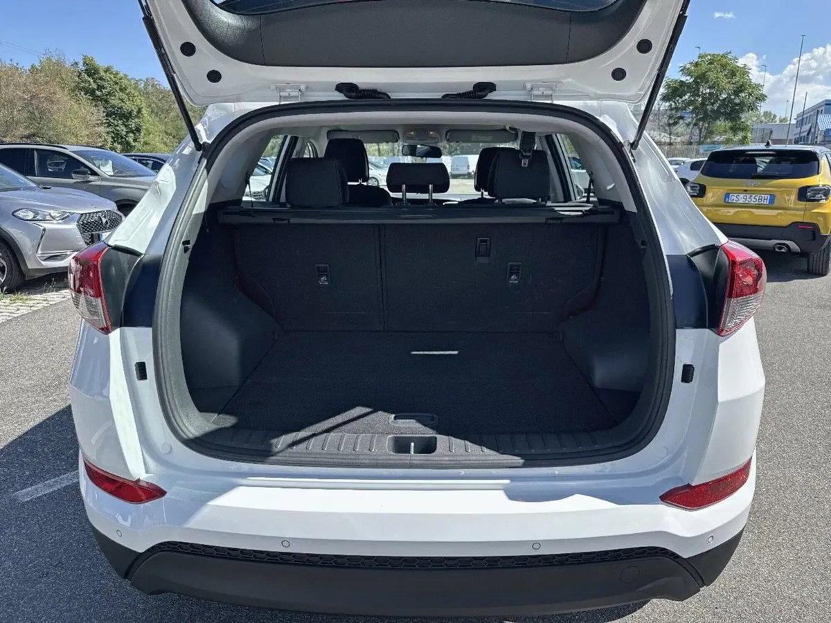 Hyundai Tucson 1.7 CRDi XPlus (7)