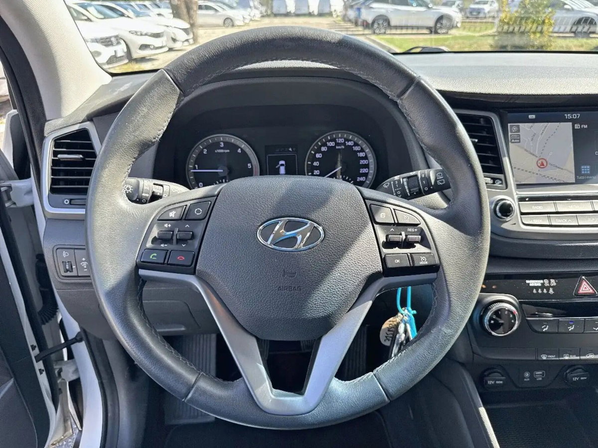 Hyundai Tucson 1.7 CRDi XPlus (9)