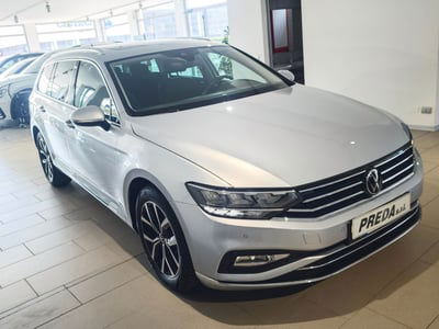 Volkswagen Passat Variant 2.0 TDI SCR EVO DSG Executive usata