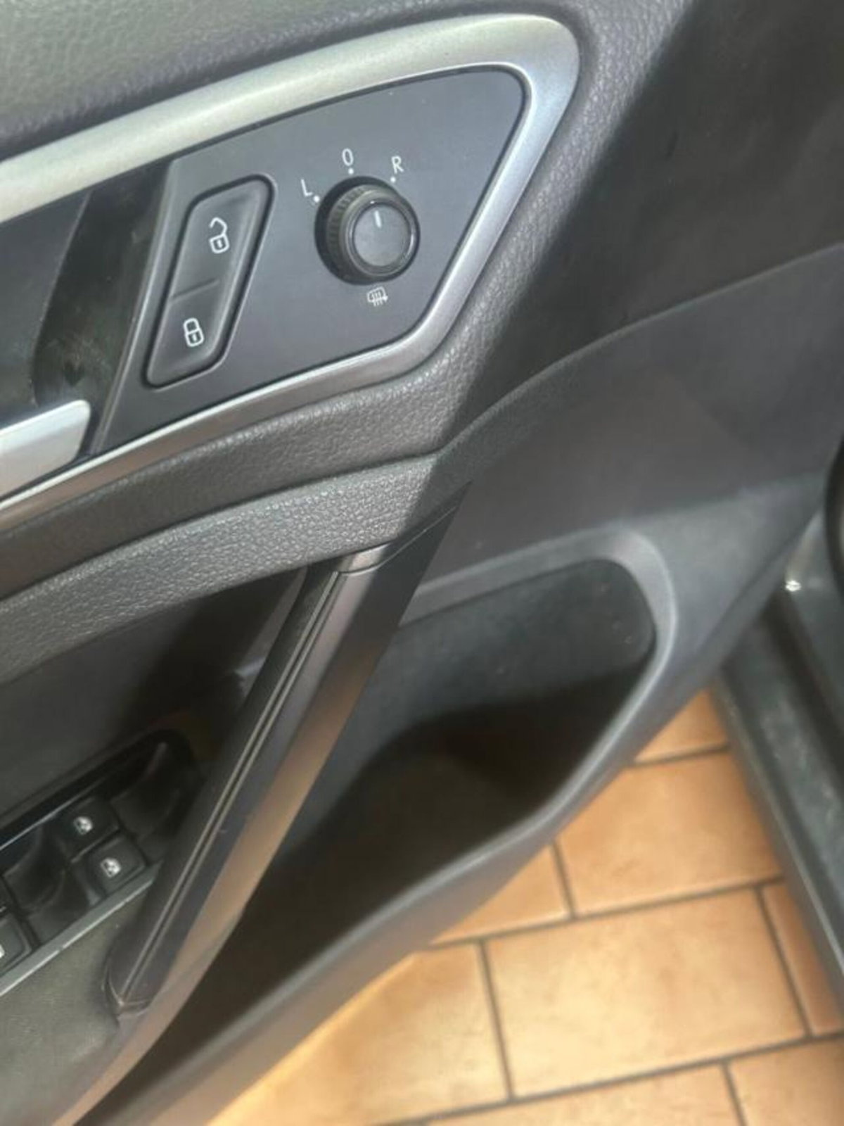 Volkswagen Golf Variant 1.4 TGI Comfortline BlueMotion (12)