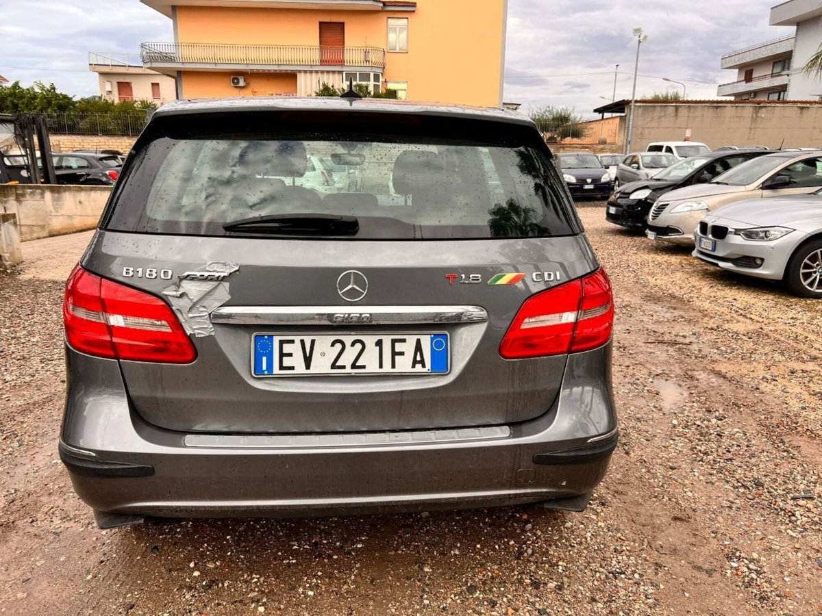 Mercedes-Benz Classe B 180 CDI Automatic Executive (8)