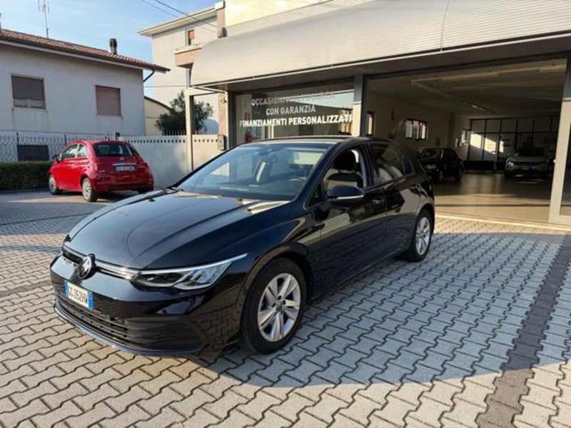 Volkswagen Golf 1.5 eTSI 130 CV EVO ACT DSG R-Line