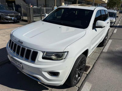 Jeep Grand Cherokee 3.0 V6 CRD 250 CV Multijet II Overland usata