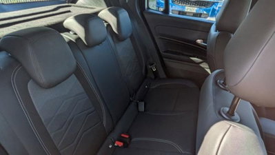 Jeep Avenger 1.2 turbo Altitude fwd 100cv (15)