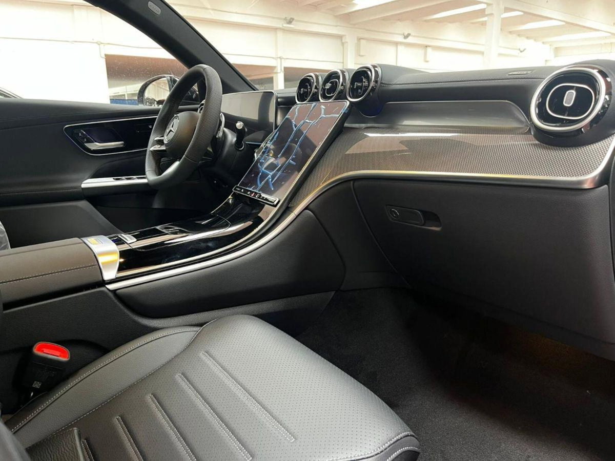 Mercedes-Benz GLC SUV 220 d AMG Line Advanced Plus 4matic auto (7)