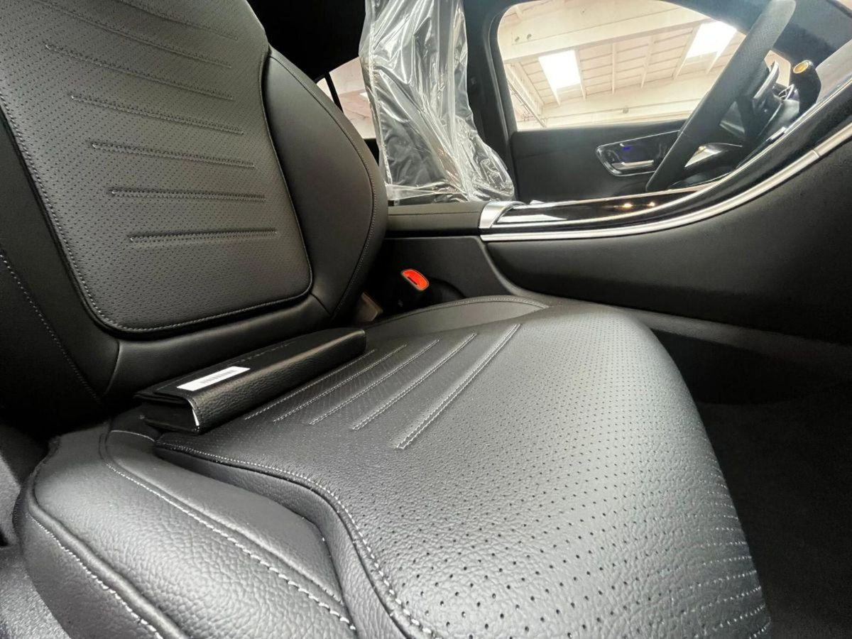 Mercedes-Benz GLC SUV 220 d AMG Line Advanced Plus 4matic auto (8)