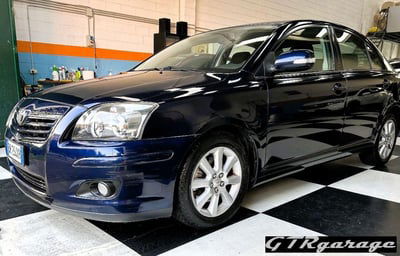 Toyota Avensis 2.0 D-4D 16V usata