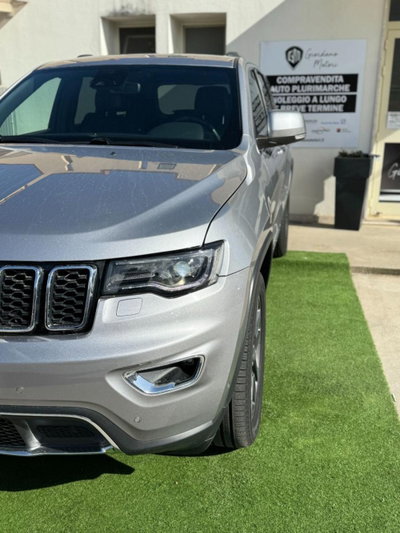 Jeep Grand Cherokee 3.0 V6 CRD 250 CV Multijet II Limited (4)