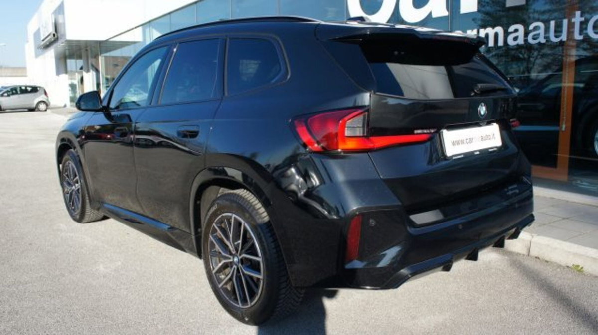 BMW X1 sDrive 18d Msport (5)