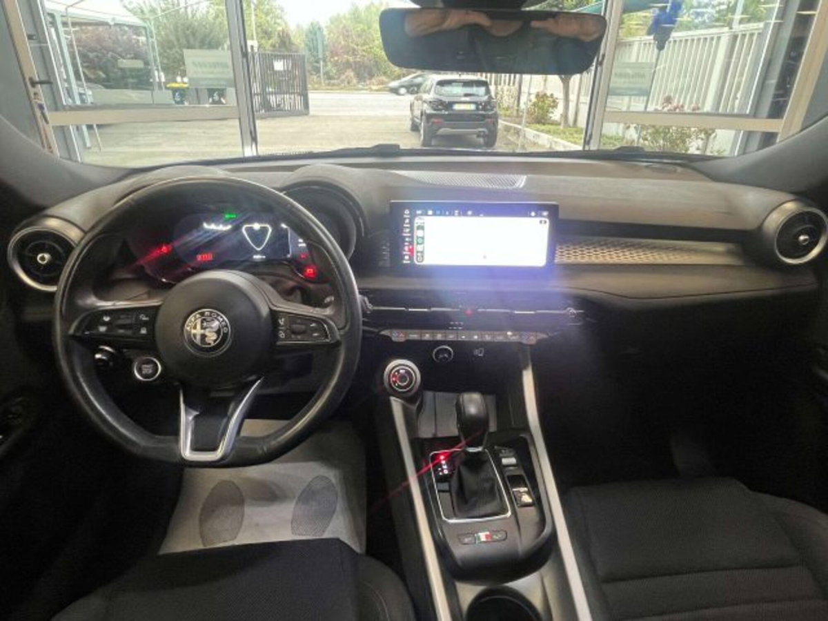 Alfa Romeo Tonale 1.6 Sprint 130cv tct6 (8)