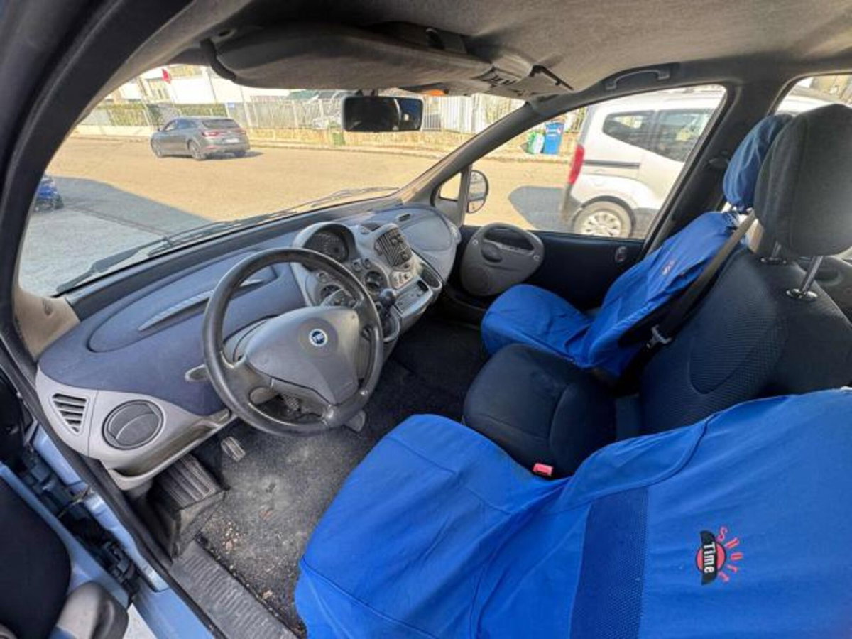 Fiat Multipla 1.6 16V Active (2)