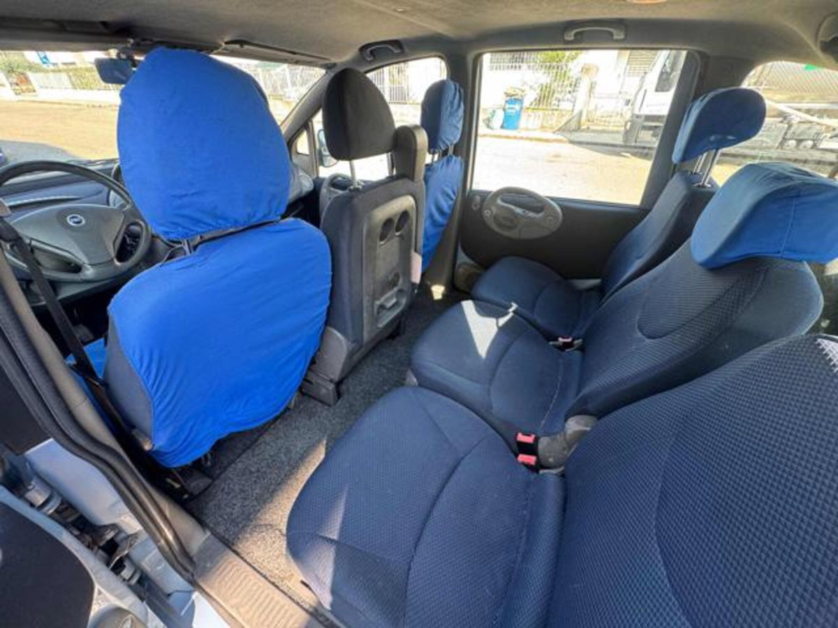 Fiat Multipla 1.6 16V Active (5)