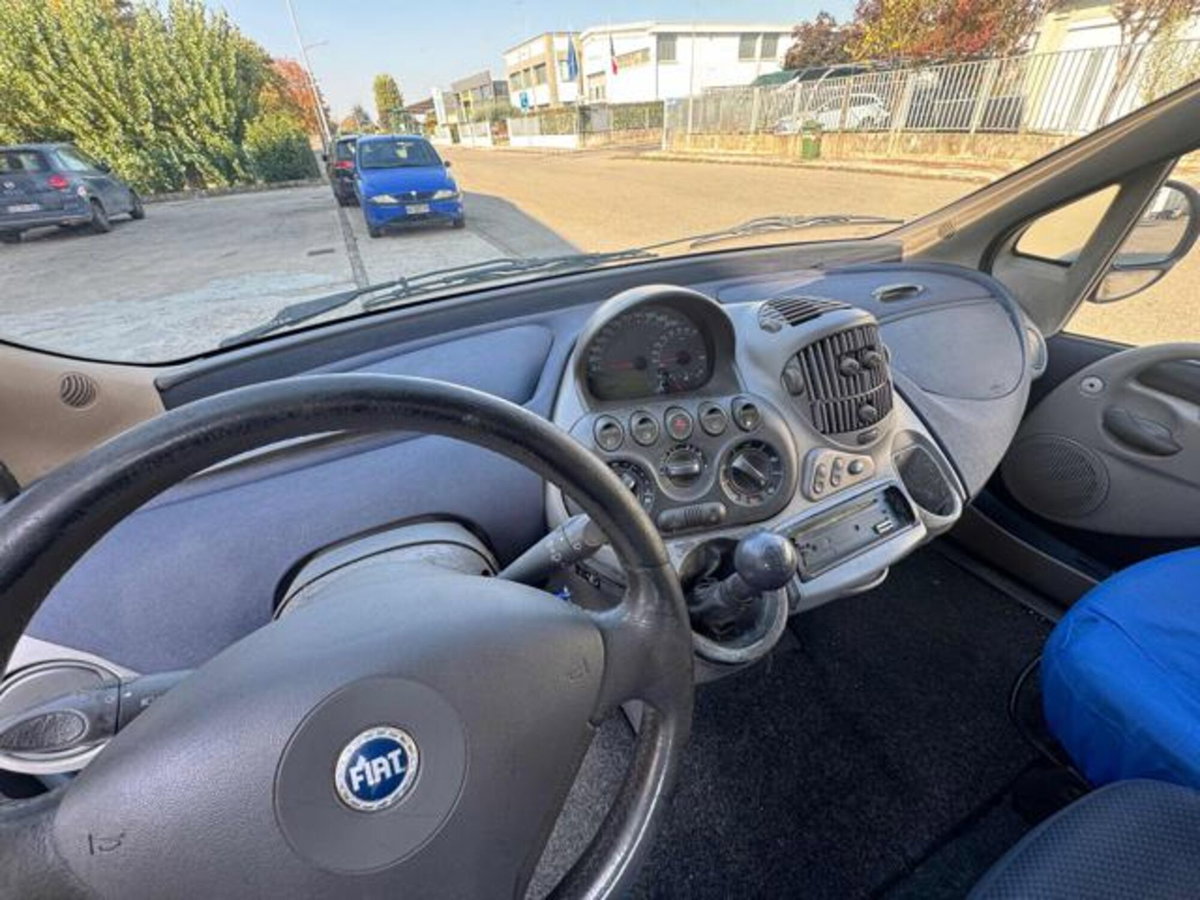 Fiat Multipla 1.6 16V Active (7)