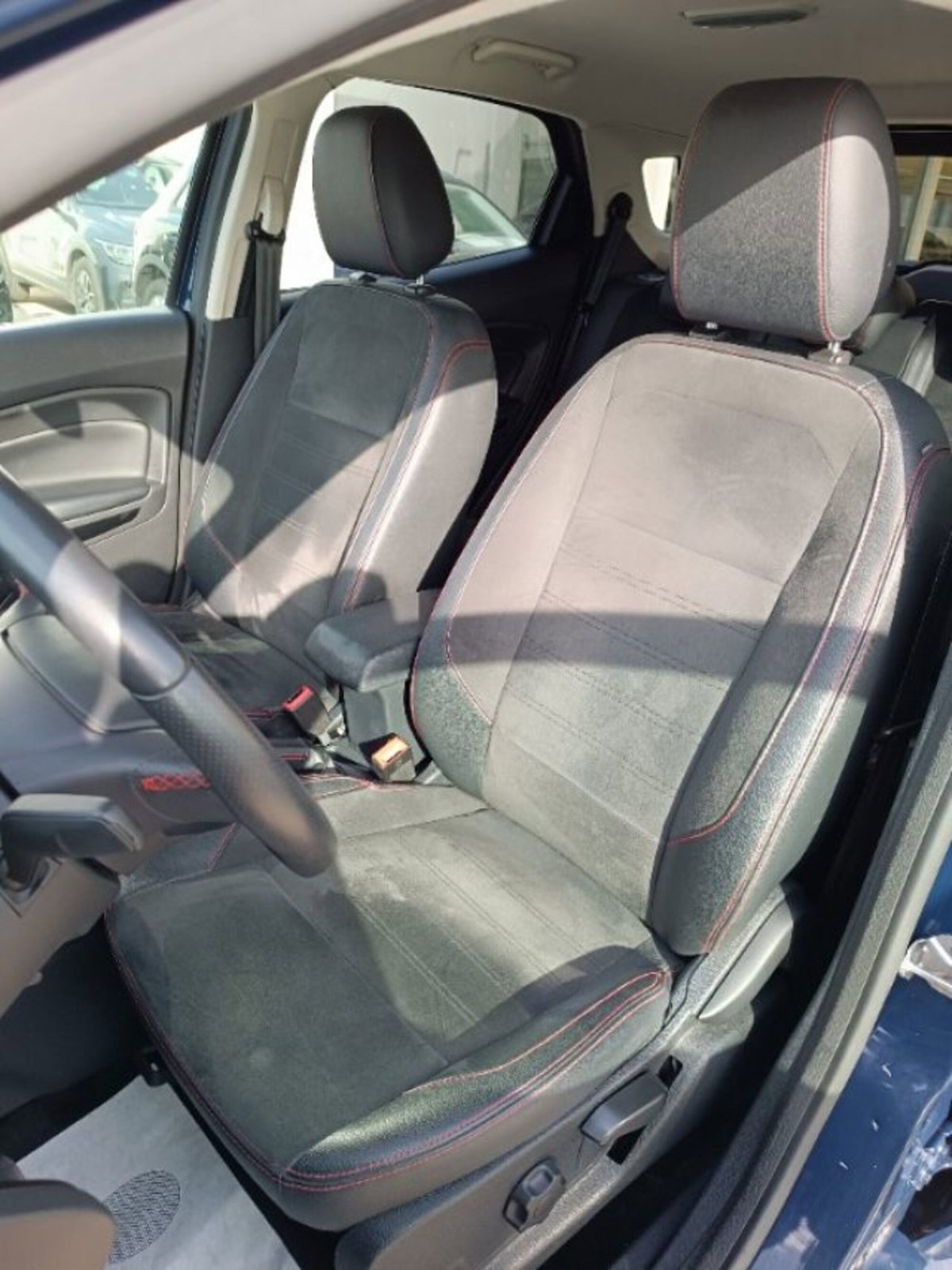 Ford EcoSport 1.0 EcoBoost 125 CV Start&Stop ST-Line (14)