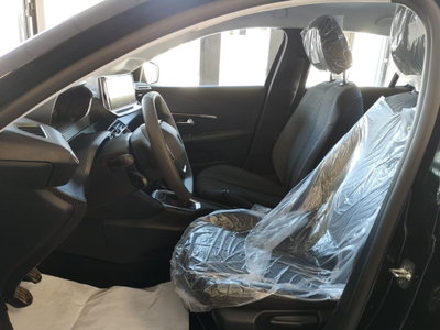 Peugeot 208 PureTech 75 Stop&Start 5 porte Allure (14)