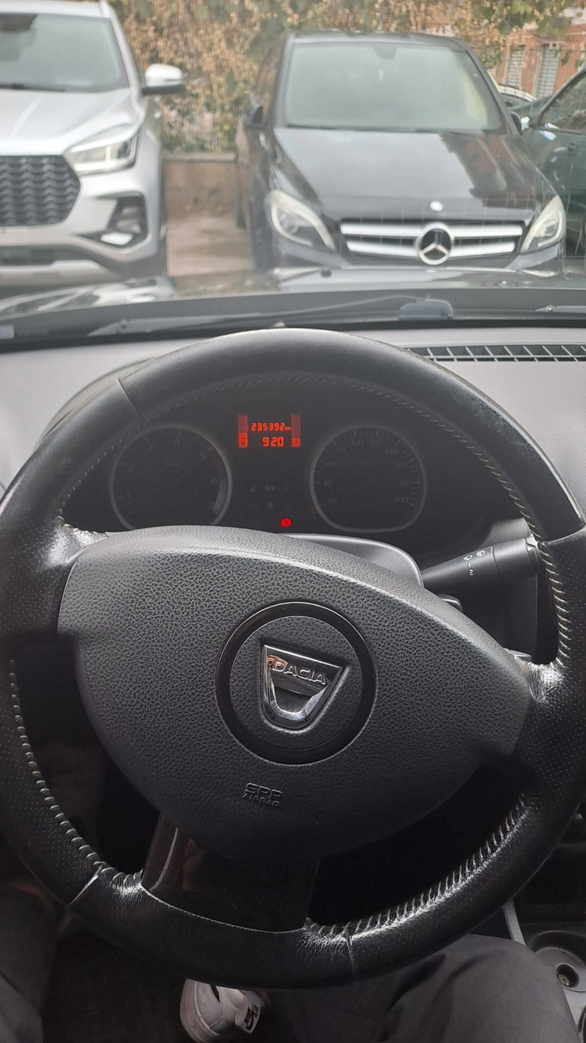Dacia Duster 1.5 dCi 110CV 4x2 Lauréate (5)
