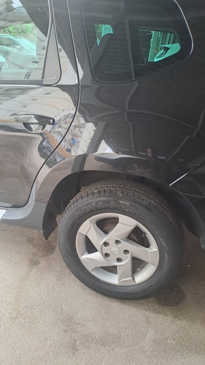 Dacia Duster 1.5 dCi 110CV 4x2 Lauréate (9)