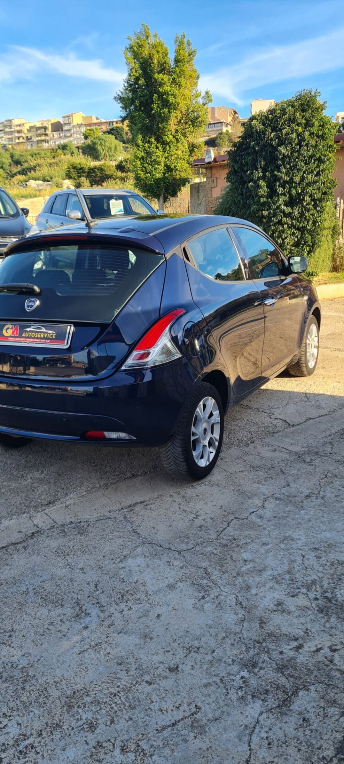 Lancia Ypsilon 1.2 69 CV 5 porte Elefantino (4)