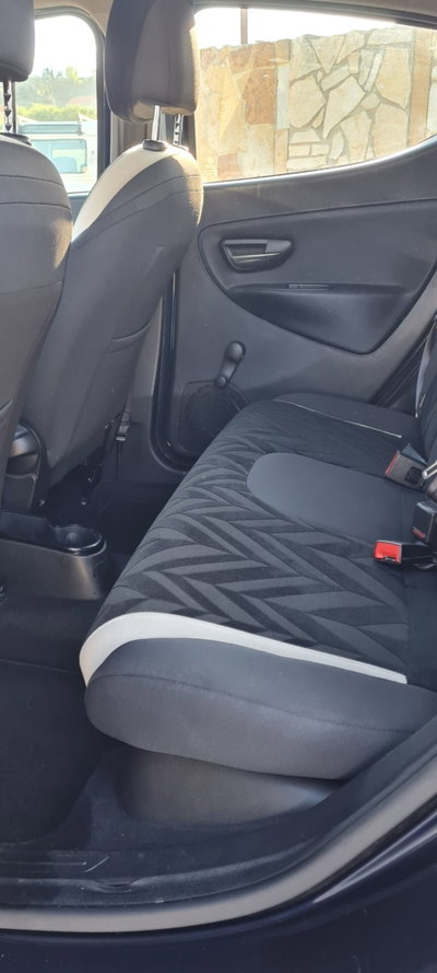 Lancia Ypsilon 1.2 69 CV 5 porte Elefantino (7)