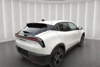 Alfa Romeo Junior elettrica Speciale 156cv (3)