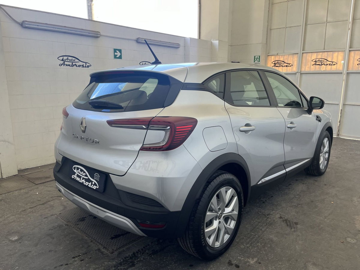 Renault Captur Blue dCi 115 CV EDC Initiale Paris (4)