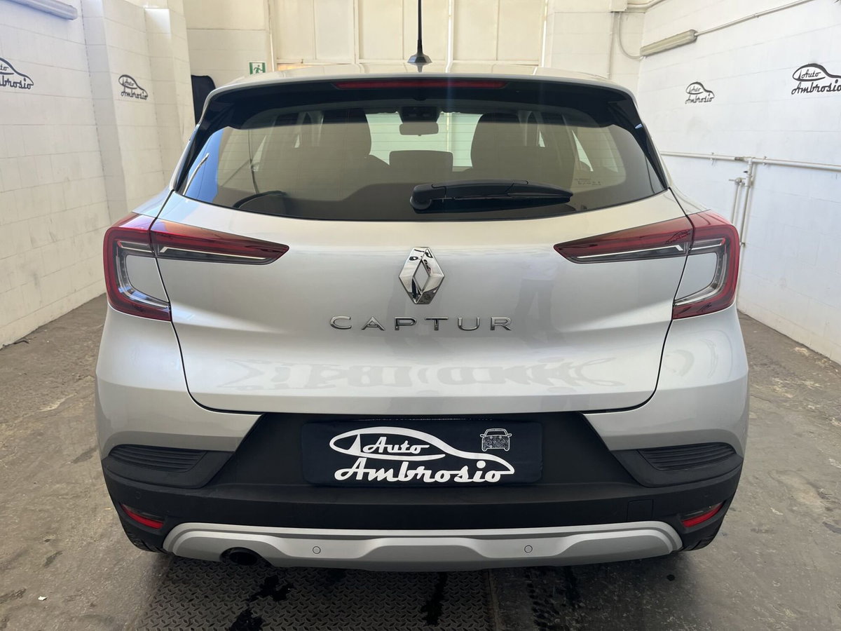 Renault Captur Blue dCi 115 CV EDC Initiale Paris (5)