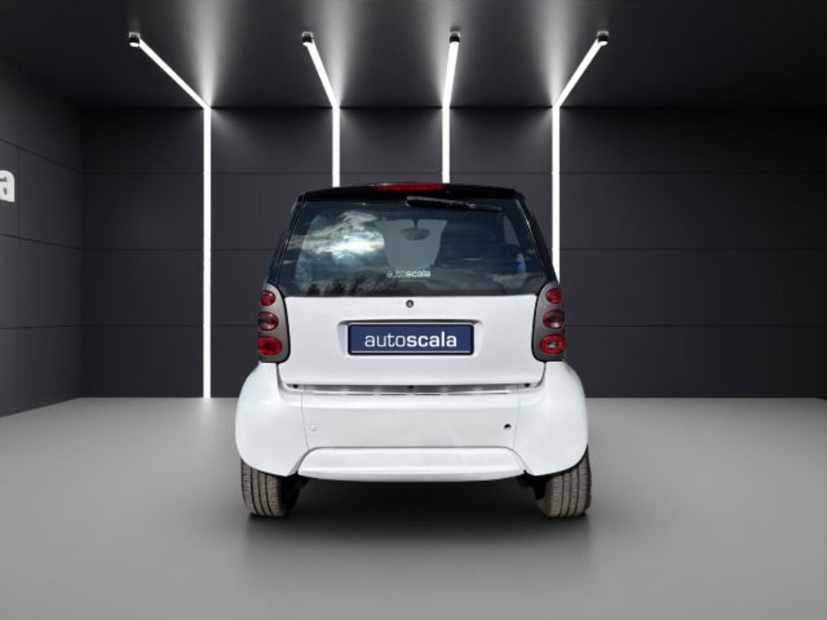 smart Fortwo 800 40 kW coupé passion cdi (4)