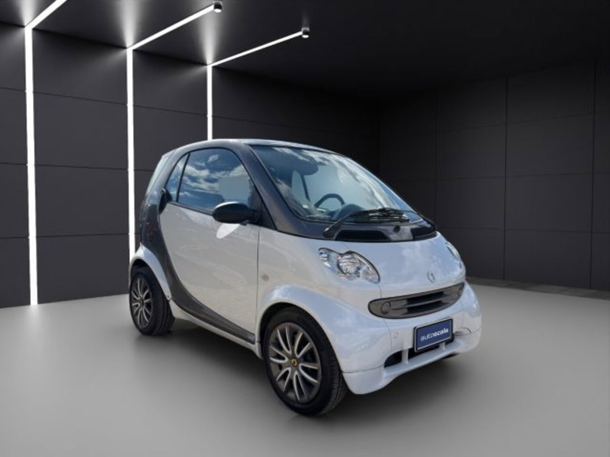 smart Fortwo 800 40 kW coupé passion cdi (7)