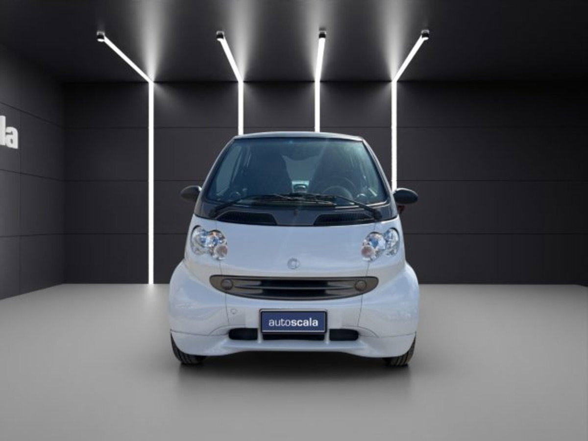 smart Fortwo 800 40 kW coupé passion cdi (8)