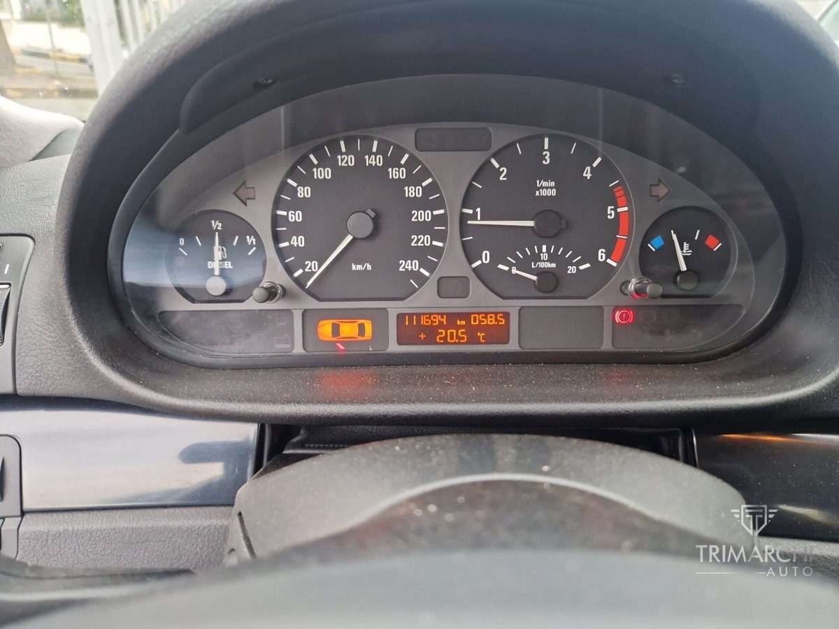 BMW Serie 3 320d turbodiesel cat 4 porte Eletta (10)