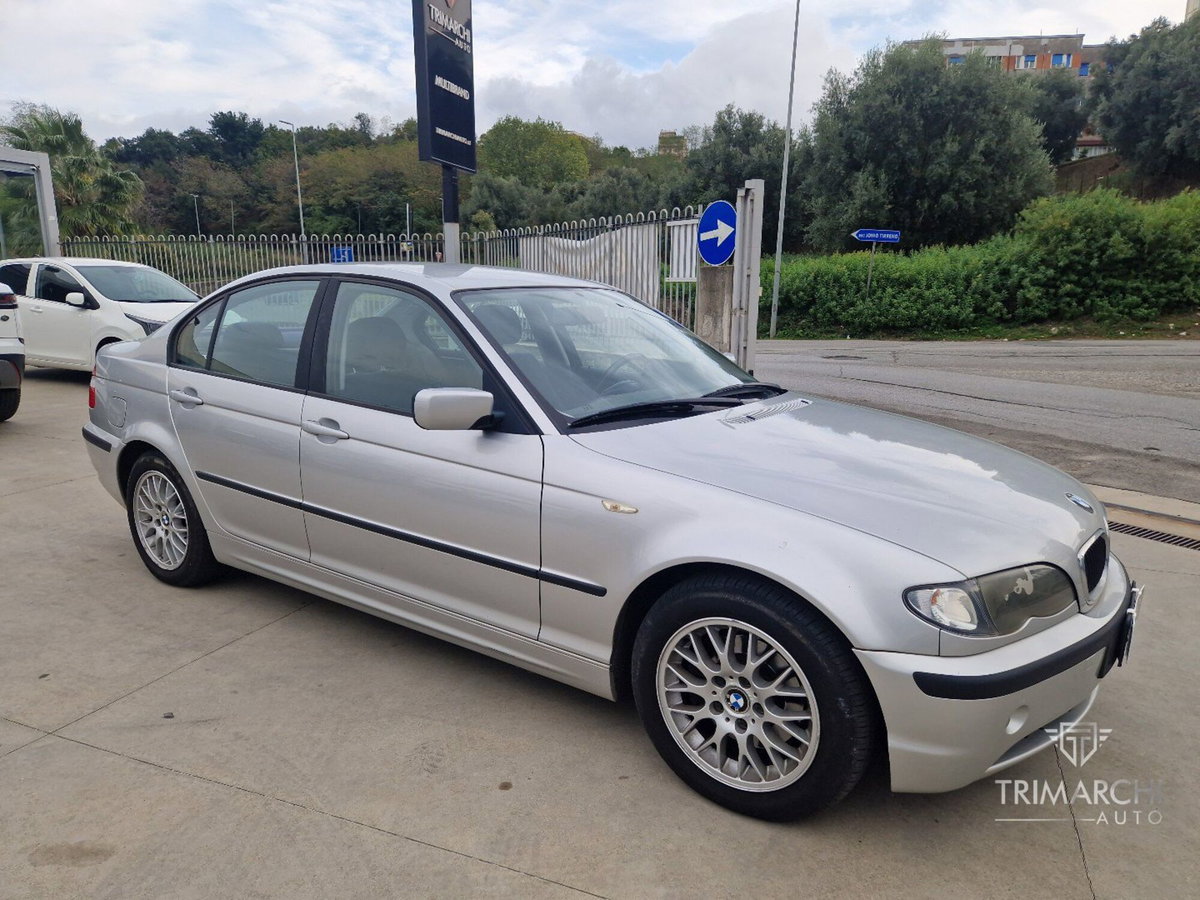 BMW Serie 3 320d turbodiesel cat 4 porte Eletta (3)