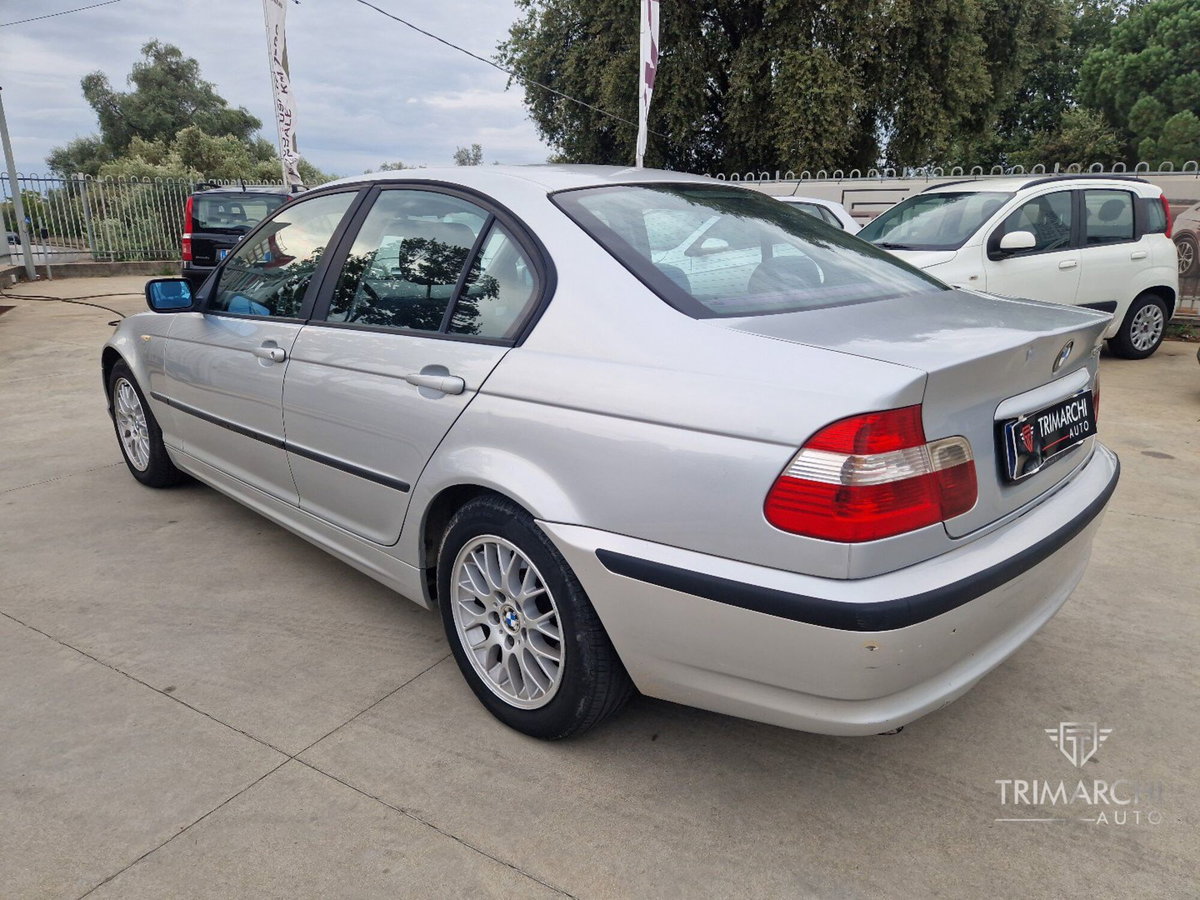 BMW Serie 3 320d turbodiesel cat 4 porte Eletta (4)