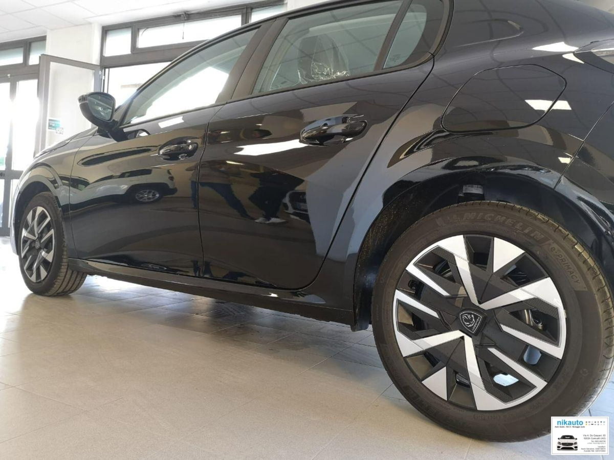 Peugeot 208 PureTech 75 Stop&Start 5 porte Active (11)