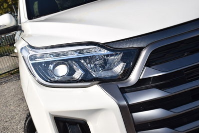 Ssangyong Rexton 2.2 4WD Dream (12)