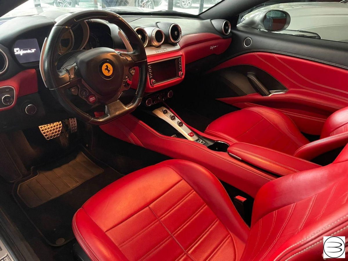 Ferrari California Spider California T DCT (11)