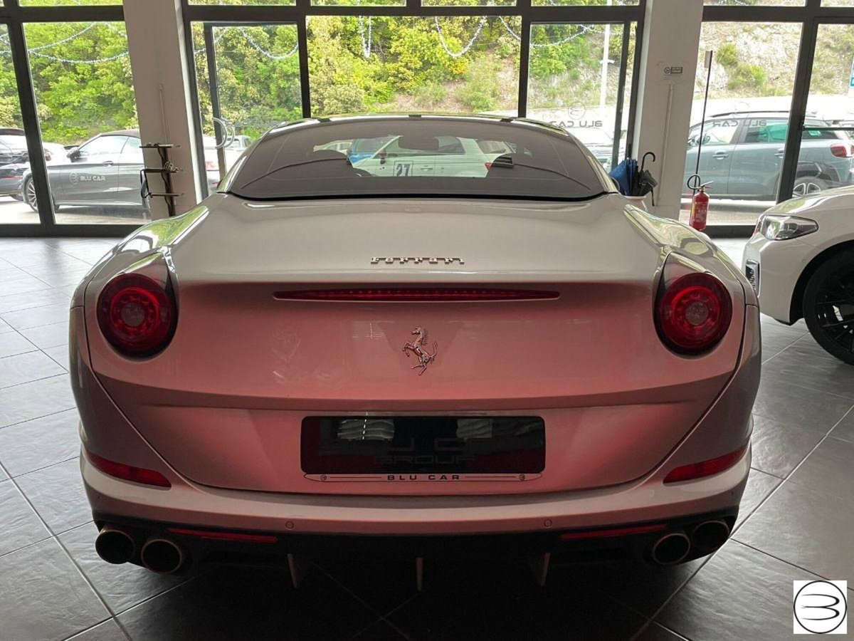 Ferrari California Spider California T DCT (7)