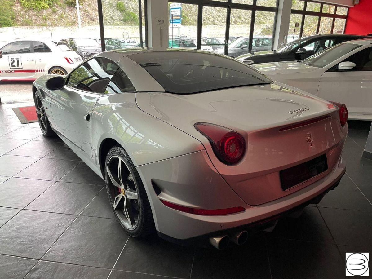 Ferrari California Spider California T DCT (8)
