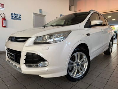 Ford Kuga 2.0 TDCI 180 CV S&S 4WD Powershift Titanium X usata