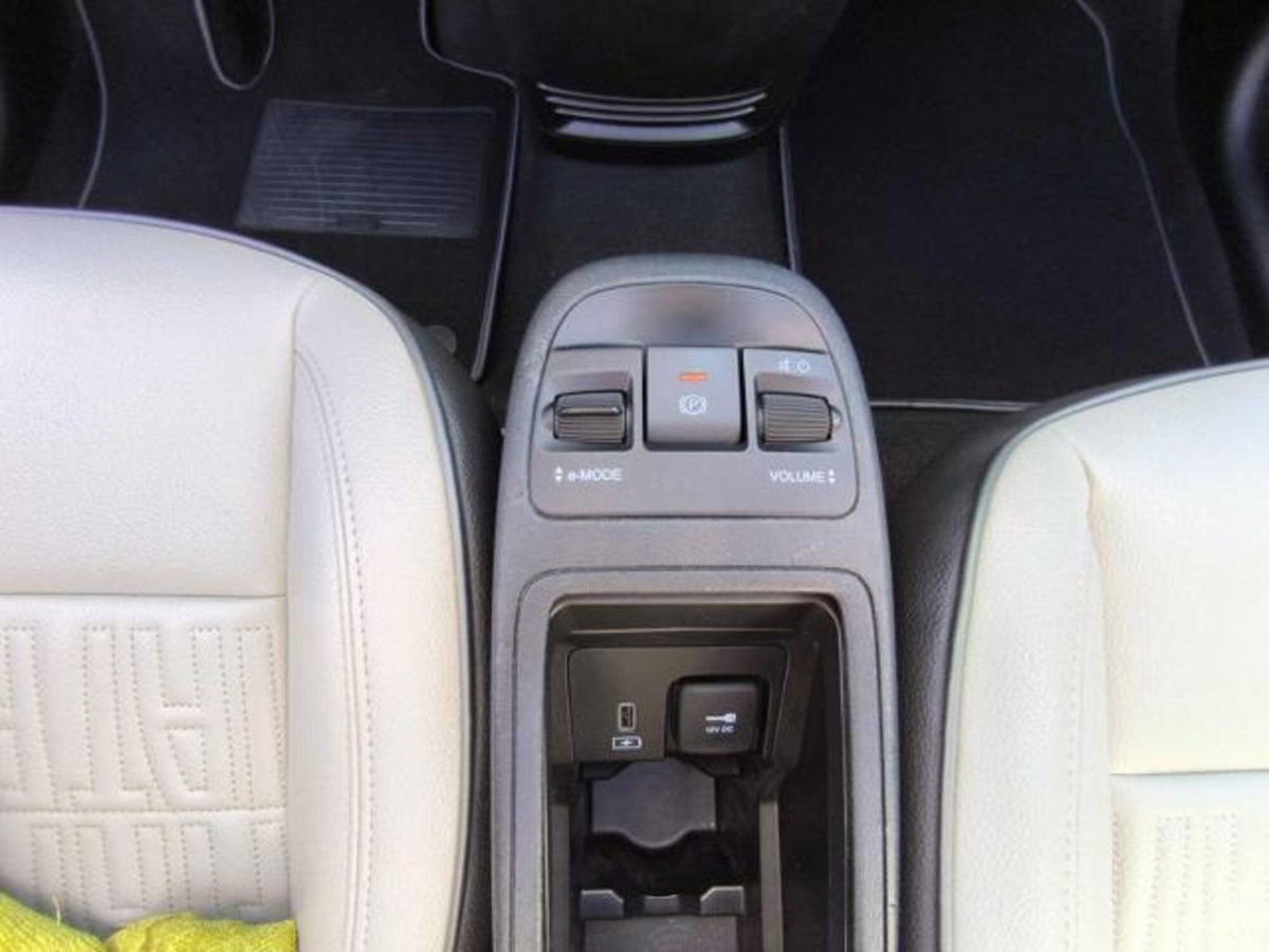 Fiat 500 Cabrio La Prima Cabrio 42 kWh (11)