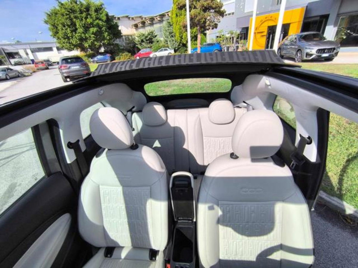 Fiat 500 Cabrio La Prima Cabrio 42 kWh (13)