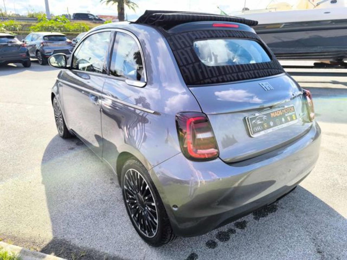 Fiat 500 Cabrio La Prima Cabrio 42 kWh (6)