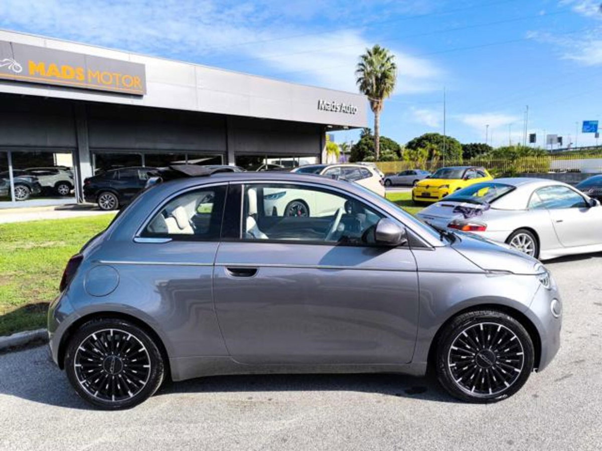 Fiat 500 Cabrio La Prima Cabrio 42 kWh (8)