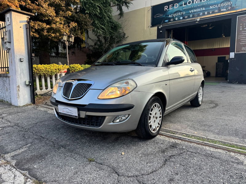 Lancia Ypsilon 1.4 Argento