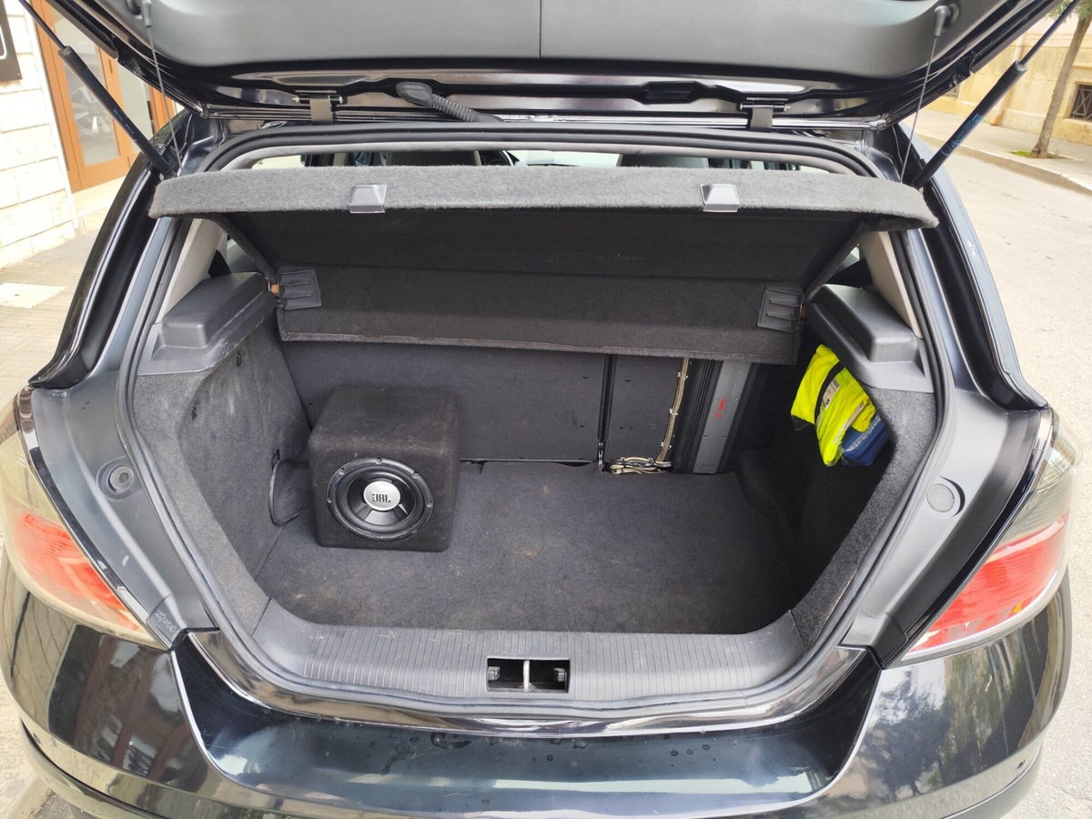 Opel Astra 1.7 CDTI 110CV 5 porte Cosmo (14)