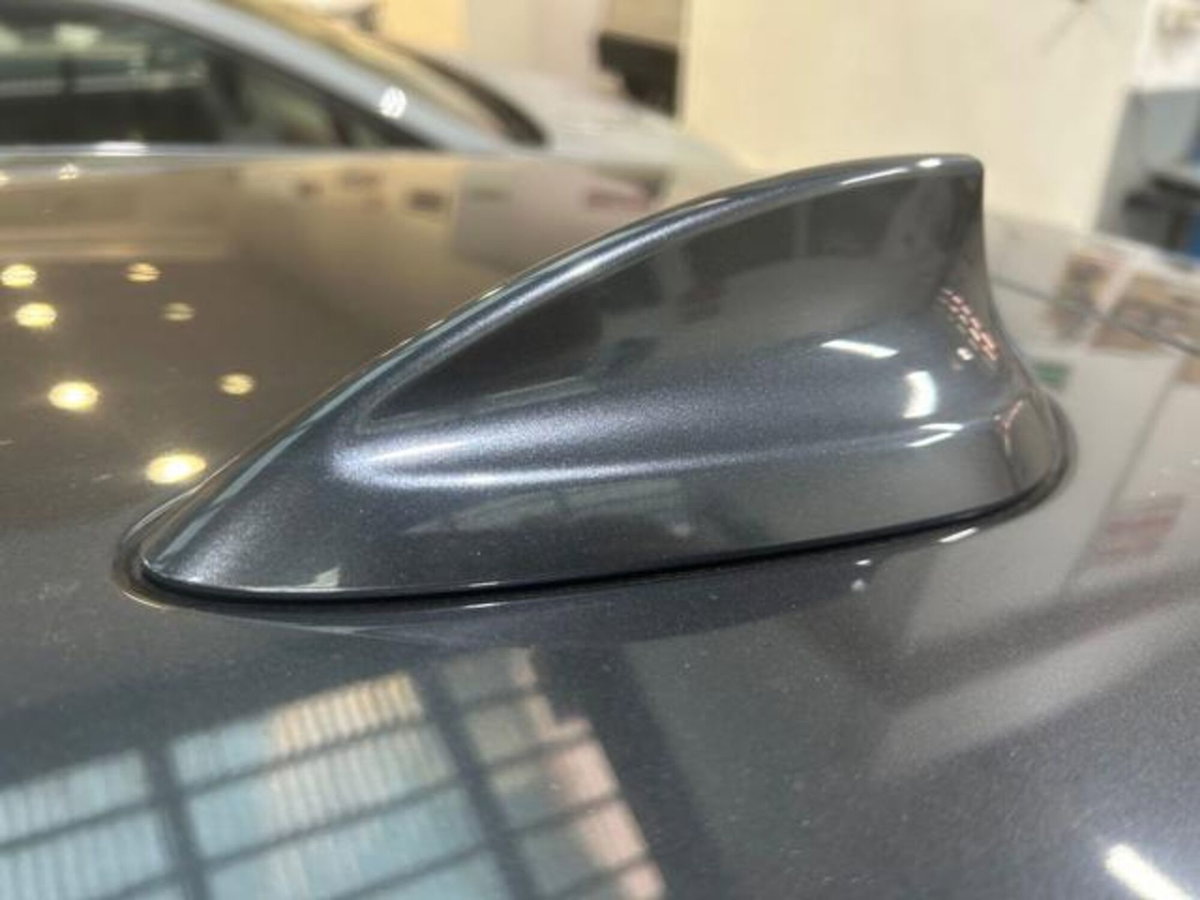 BMW Serie 1 116d 2.0 116CV cat 5 porte Attiva DPF (5)