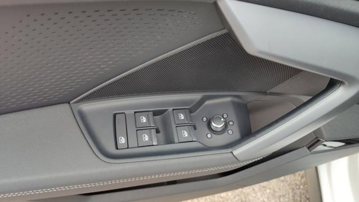 Audi A3 Sportback 35 TDI S line edition (12)
