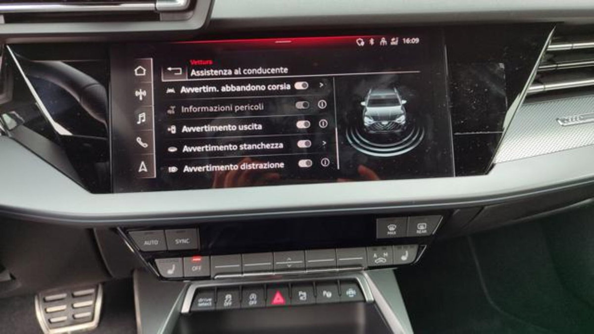 Audi A3 Sportback 35 TDI S line edition (16)