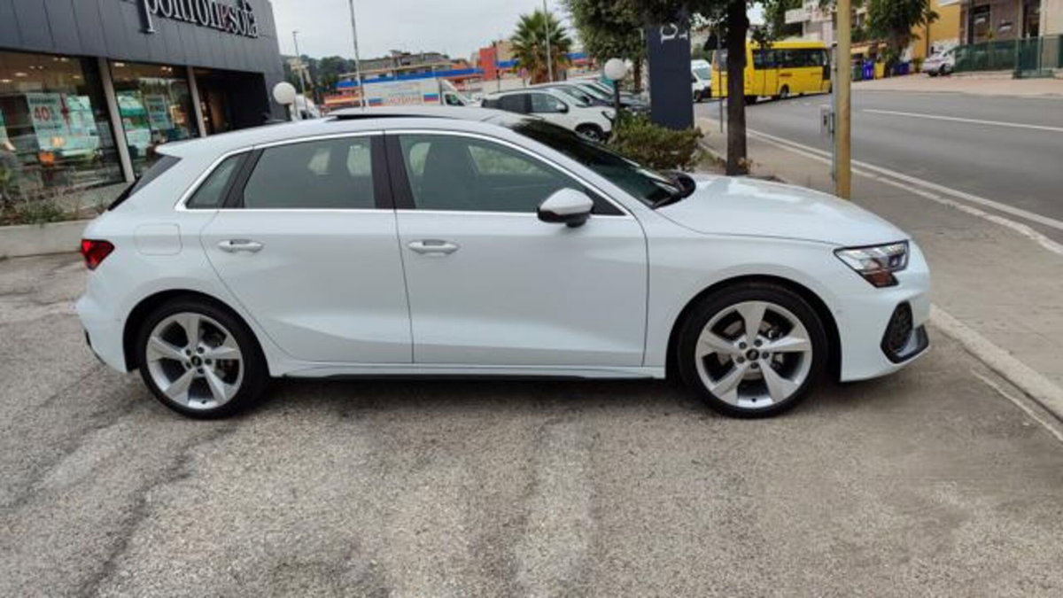 Audi A3 Sportback 35 TDI S line edition (2)