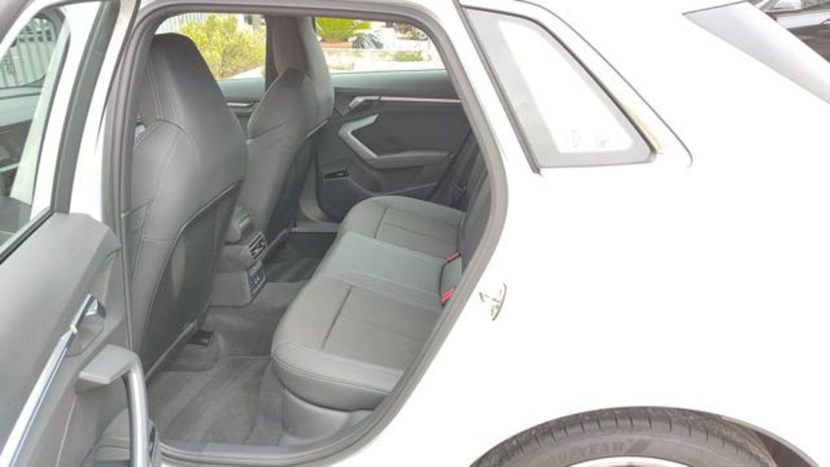 Audi A3 Sportback 35 TDI S line edition (8)