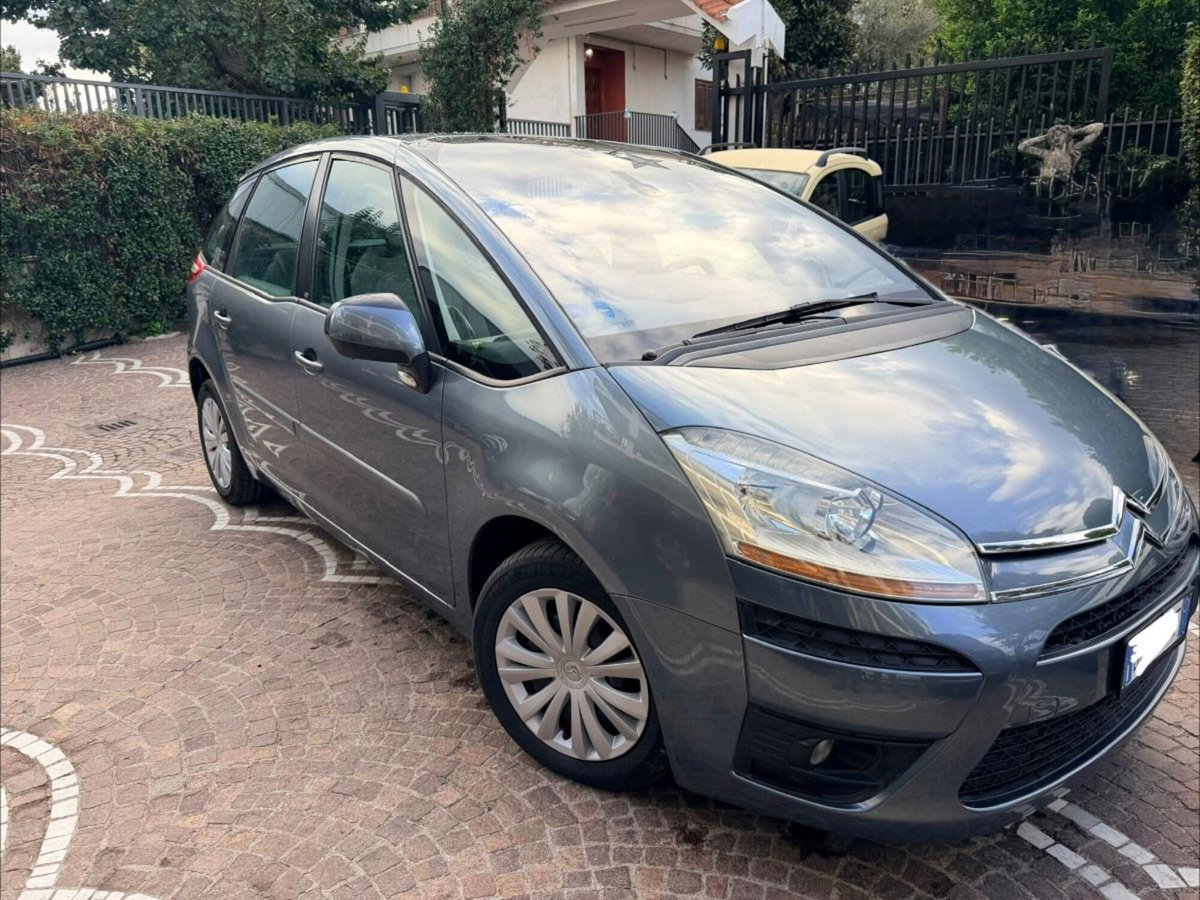Citroen C4 Picasso 1.6 HDi 110 FAP Elegance (6)